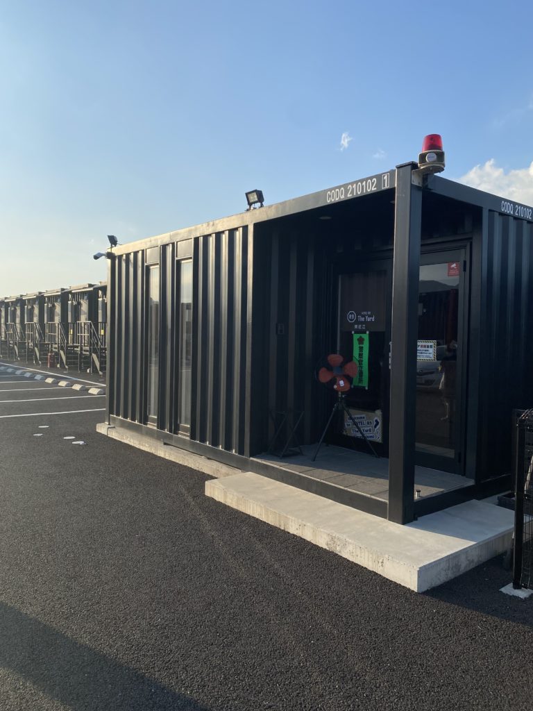 HOTEL R9 The Yard東近江の受付