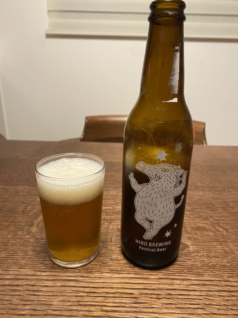 ヒノブルーイング BAKA LAGER(バカラガー)のラベルと中身