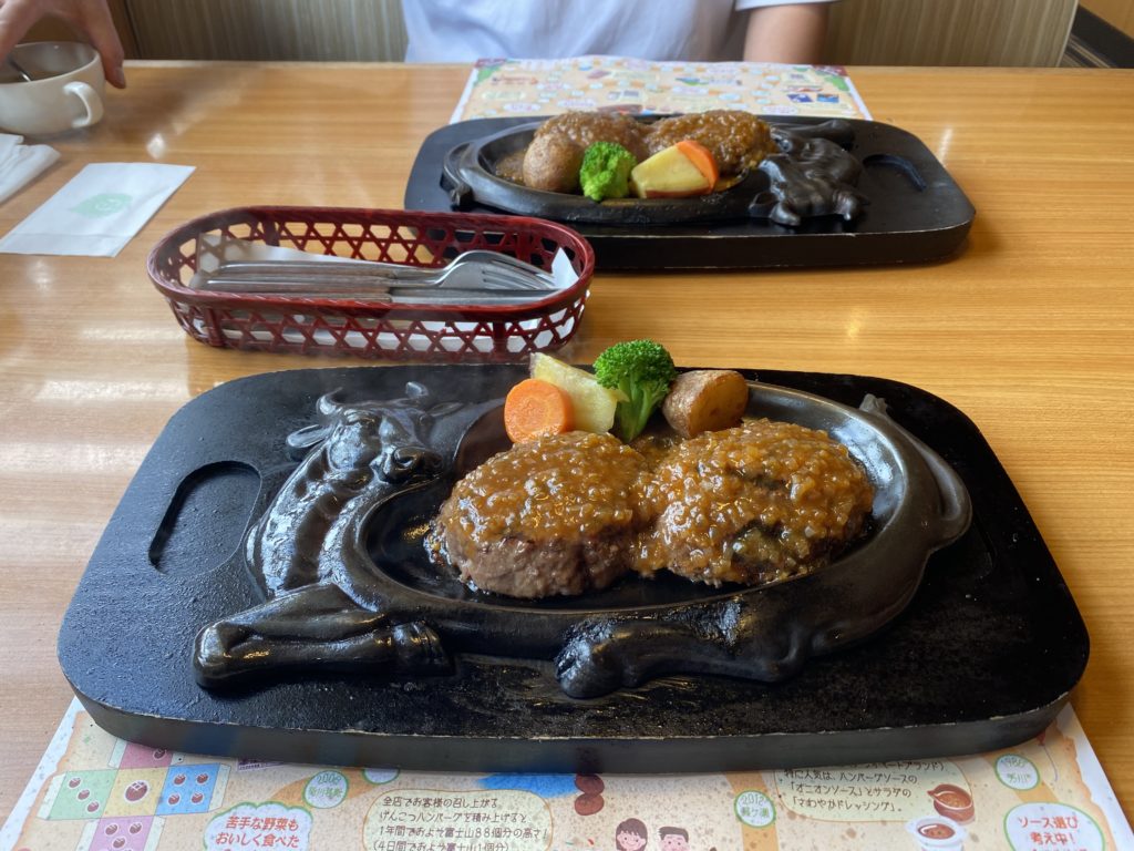 さわやかハンバーグのげんこつハンバーグ