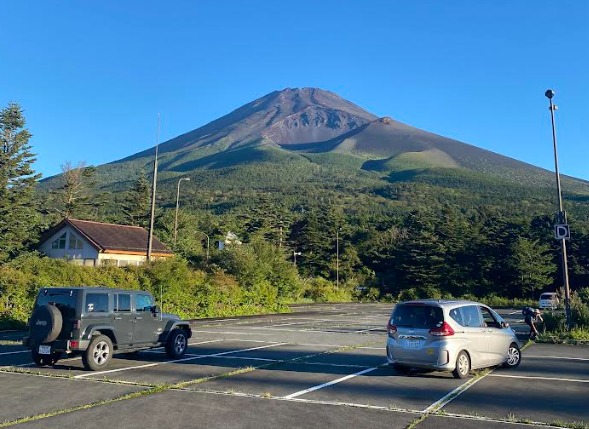 水ヶ塚公園からの富士山の様子